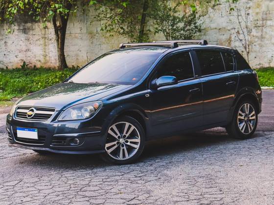 CHEVROLET VECTRA 2.0 MPFI GT-X HATCH 8V FLEX 4P MANUAL